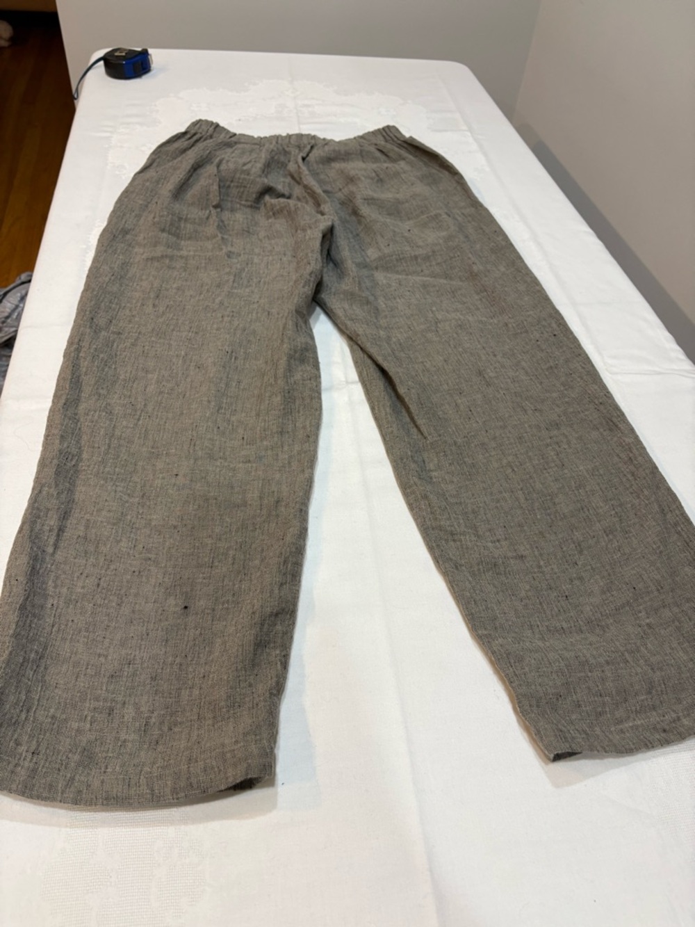 Relaxed Linen-Blend Women's Chinos in Gray